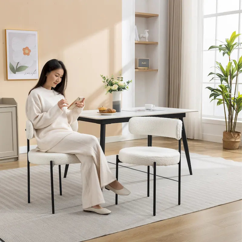 Chaises de salle à manger rondes modernes en tissu bouclé, lot de 2
